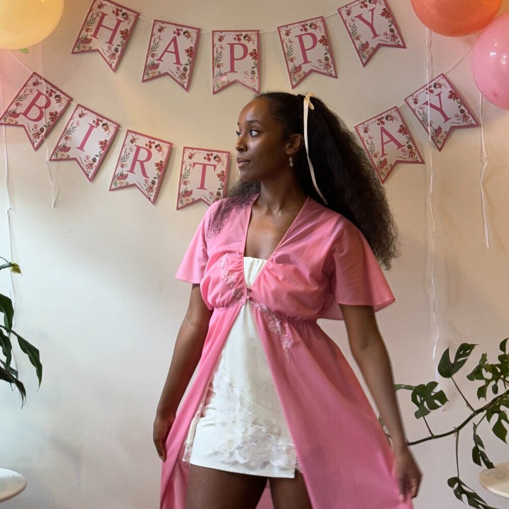Meet your Posher, Selam